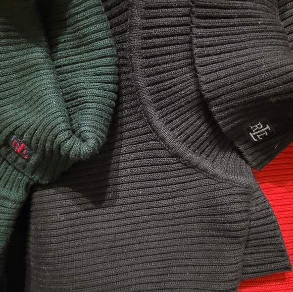Lauren Ralph Lauren Women's Turtlenecks - Picture 3 of 12